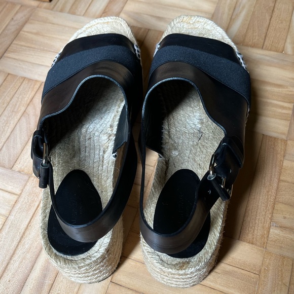 Balenciaga Flat Leather Raffia Platform Sandals - Picture 9 of 11